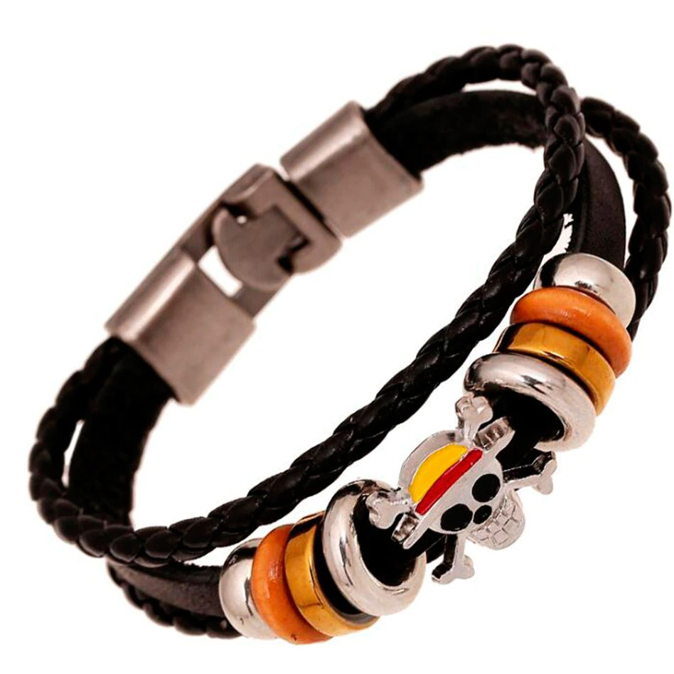 Vintage PU leather punk bracelet with skull charm and colorful beads for stylish outfits.