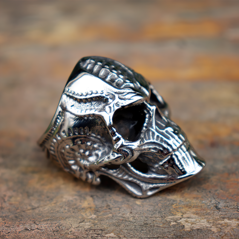 Vintage gothic skull ring made of stainless steel, perfect for punk and rock style enthusiasts.