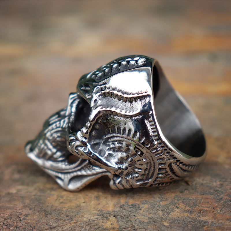 Vintage satanic skull ring in stainless steel, perfect for gothic, punk, or rock style fashion.