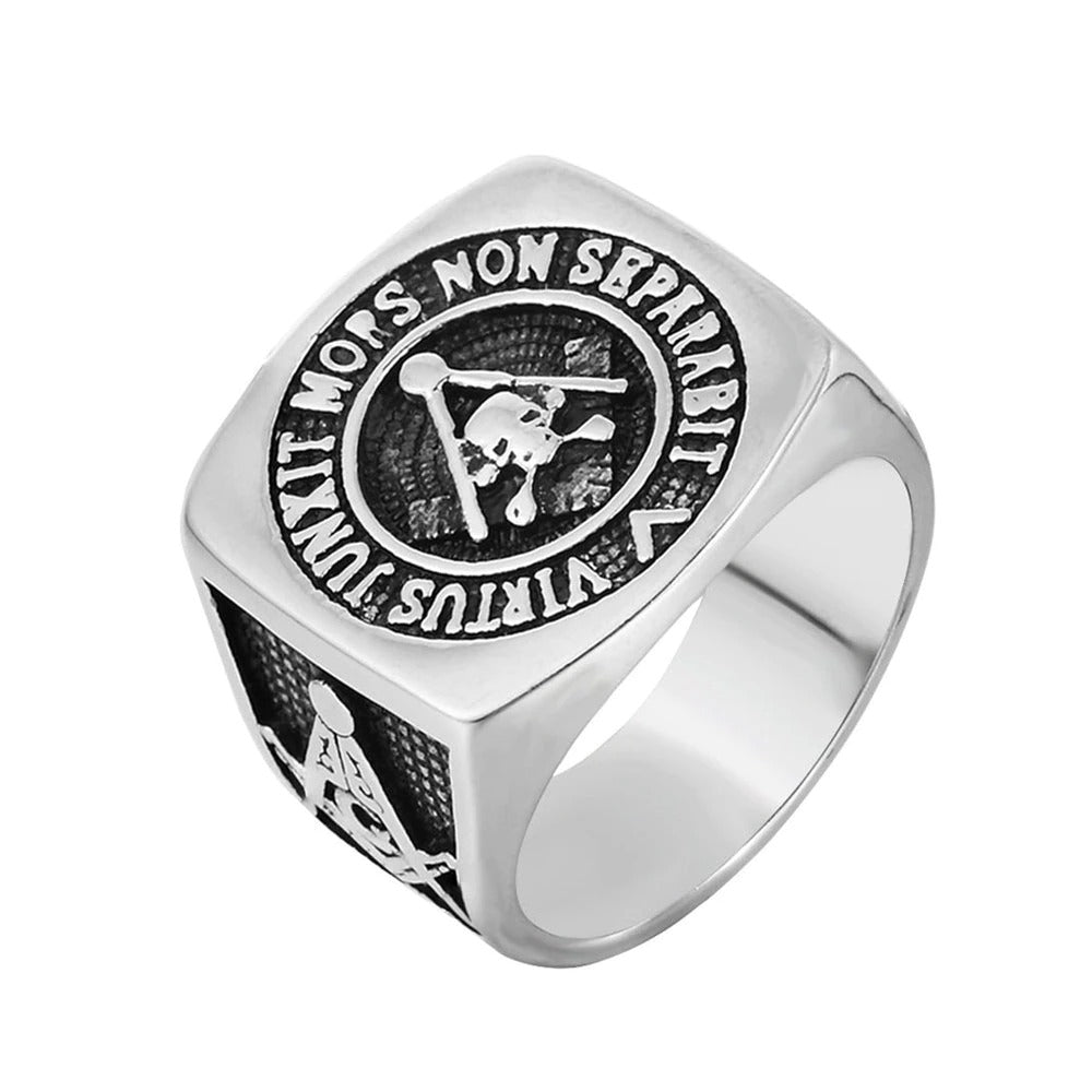 Vintage stainless steel Masonic ring featuring skull and bones design, ideal for men and women.