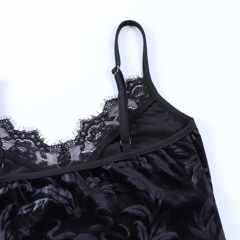 Vintage Velvet Black Women's Top / Gothic Sexy Lace Trim Bodycon Crop Top - HARD'N'HEAVY