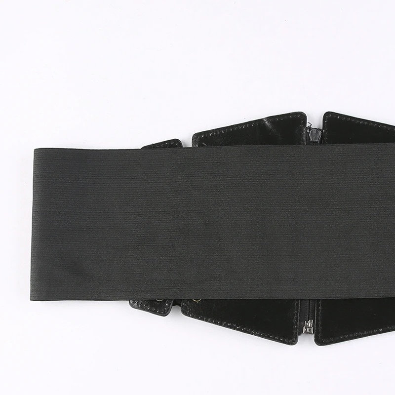 Vintage women's gothic wide belt in black PU leather with lace-up and zipper details.