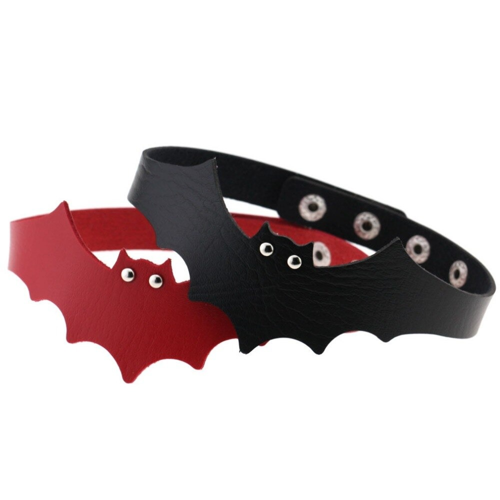 Vintage women's bat choker necklaces in red and black, perfect handmade accessories for Halloween. Stylish and unique!
