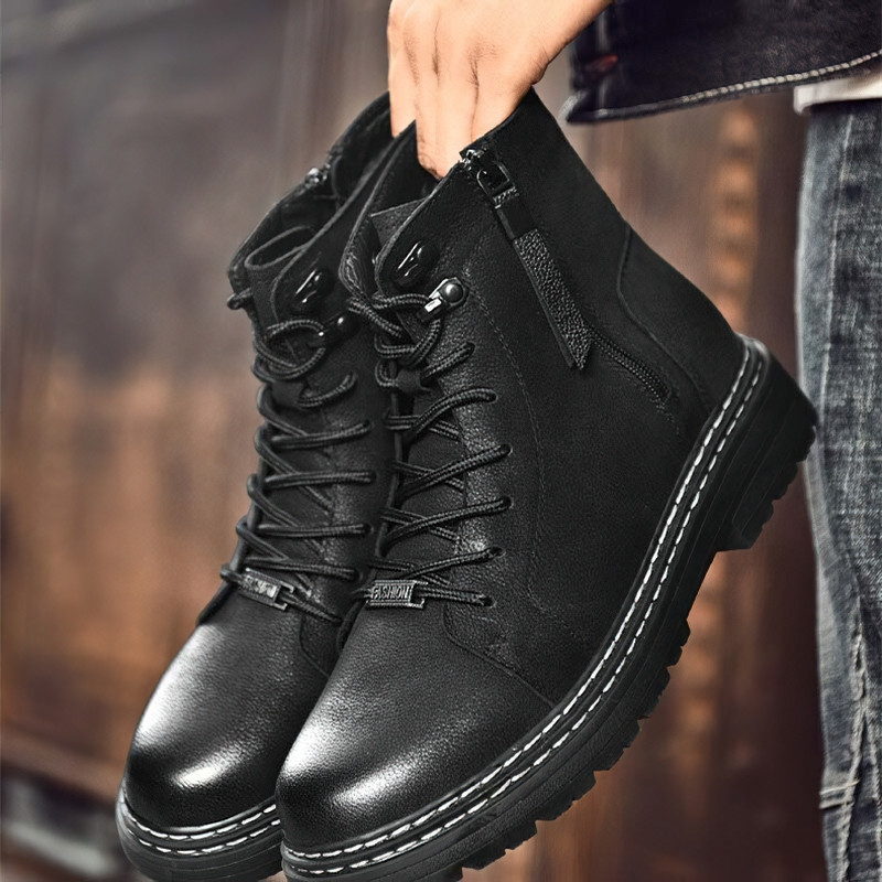 Stylish men's black leather ankle boots with laces and zipper detail, perfect for casual wear and comfort.