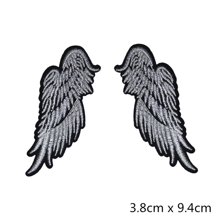 Wings shape fusible patch for jackets and bags, stylish unisex rock accessory, dimensions 3.8cm x 9.4cm.