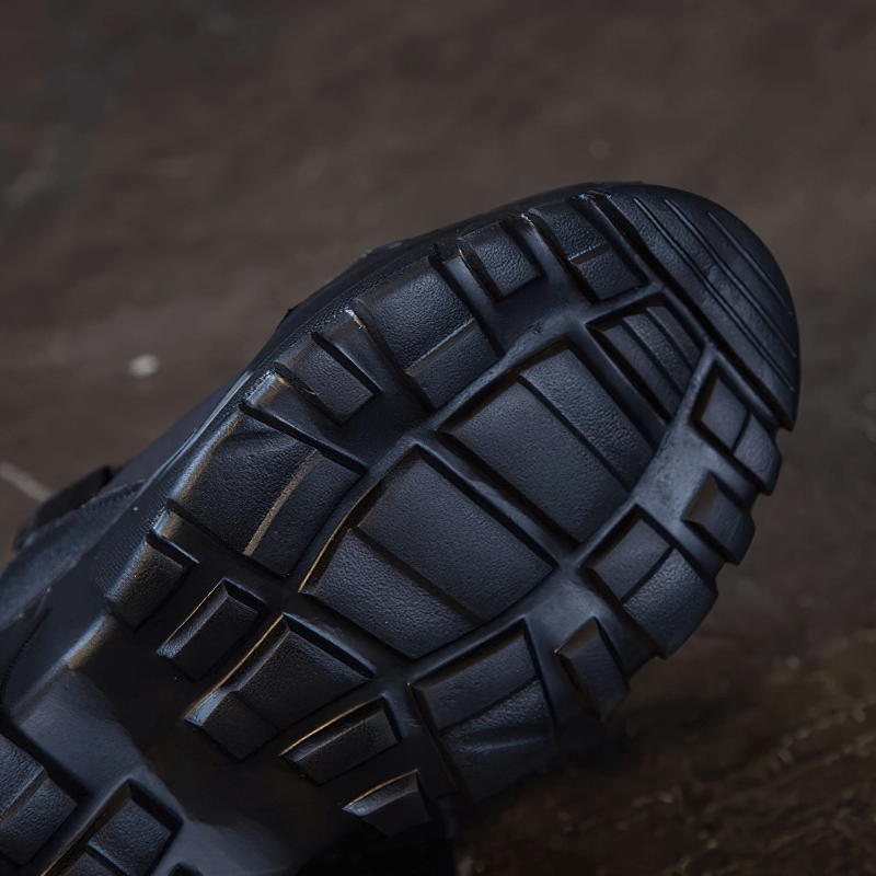 Close-up of the rugged sole of women's platform genuine leather sneakers showcasing durability and traction.