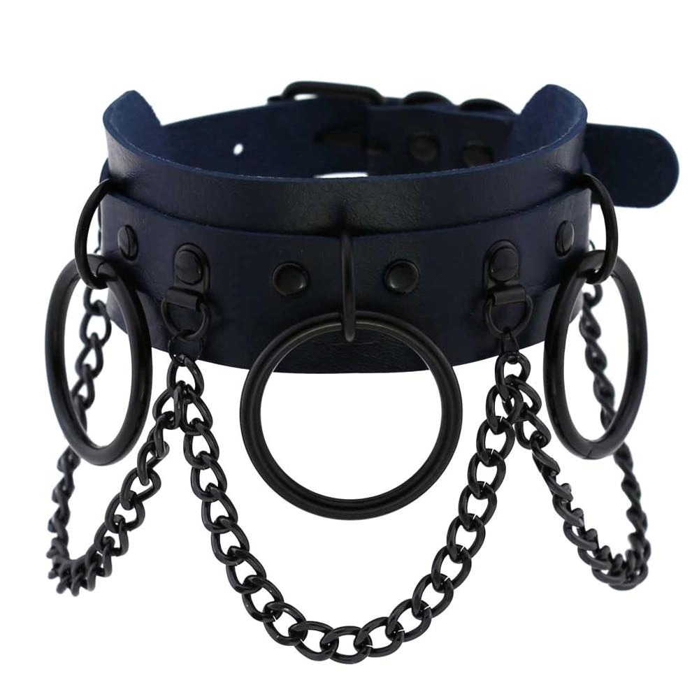 Women's black gothic punk choker with chains and leather for a bold, edgy fashion statement.
