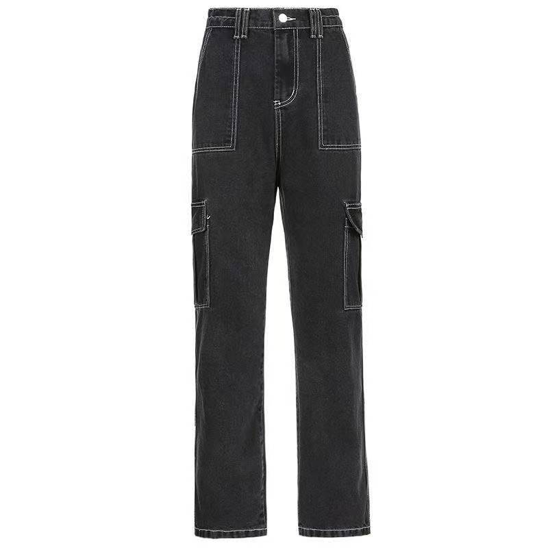 Women’s black high-waist pants featuring straight cut and cargo pockets, perfect for alternative streetwear styles.