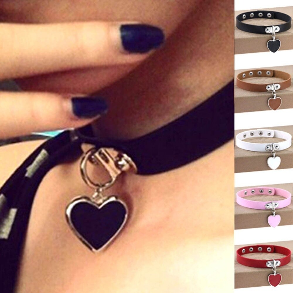 Gothic women's choker necklace in PU leather with heart pendant, perfect for edgy or casual outfits.