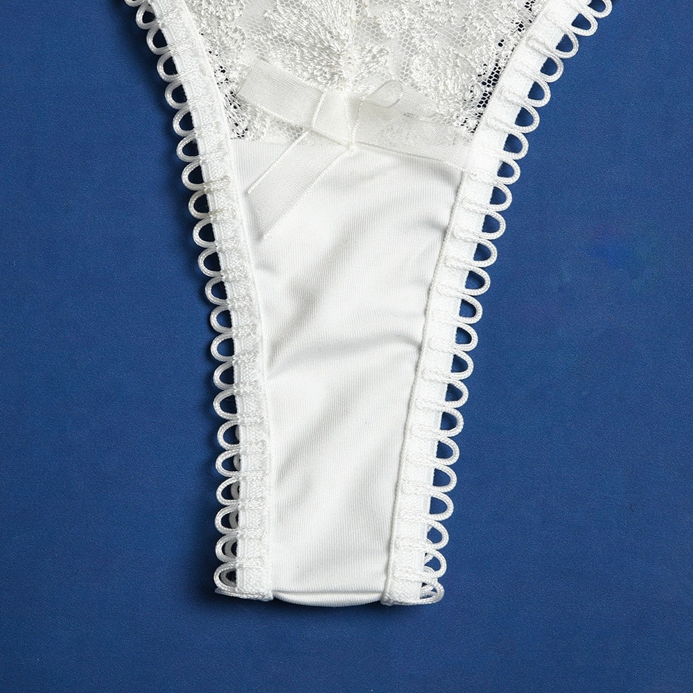 Women's Gothic Lace Panty with Delicate Trim, Perfect for a Bold and Sexy Look