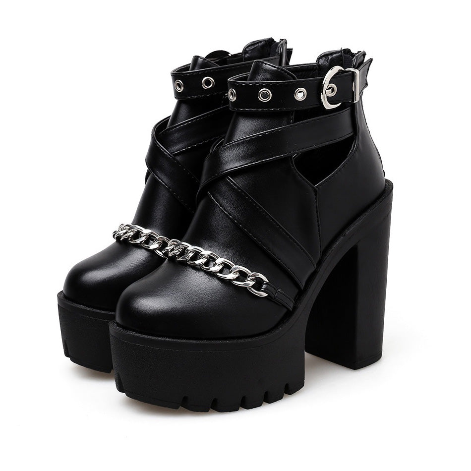 Gothic women's black platform ankle boots with chain and thick heel for stylish outfits.