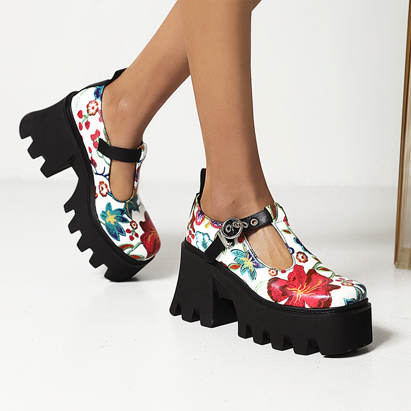 Colorful women's PU leather pumps with floral print and chunky platform heel for trendy summer style.