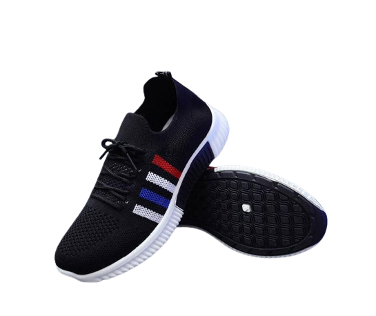 Women's vulcanized black sneakers with breathable mesh and flexible rubber sole for casual running and sports activities.
